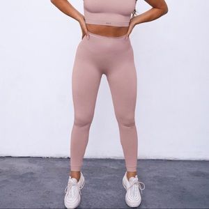 Set Active Sculptflex set! Includes bra & leggings